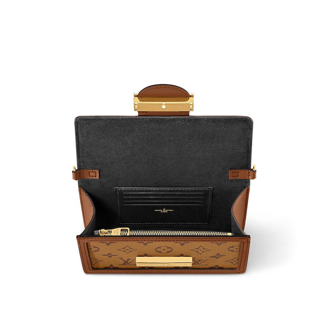 M68746 Dauphine Chain Wallet - Image 4