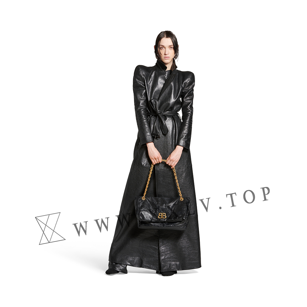 Women's Monaco Large Chain Bag in Black - Image 7