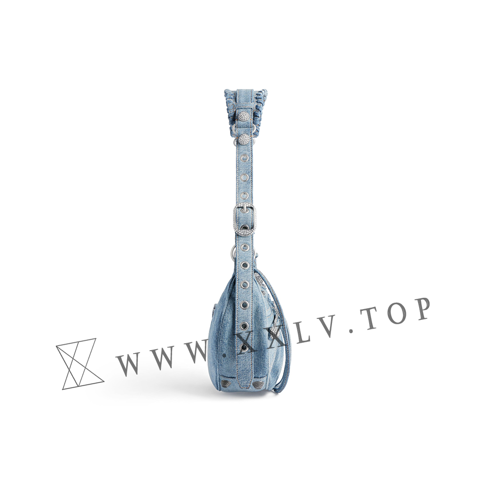 Women's Le Cagole Large Shoulder Bag Denim in Blue - Image 4