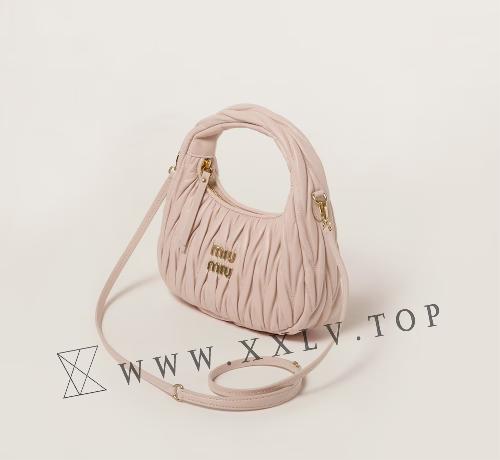 Wander matelassé nappa leather hobo bag - Image 6