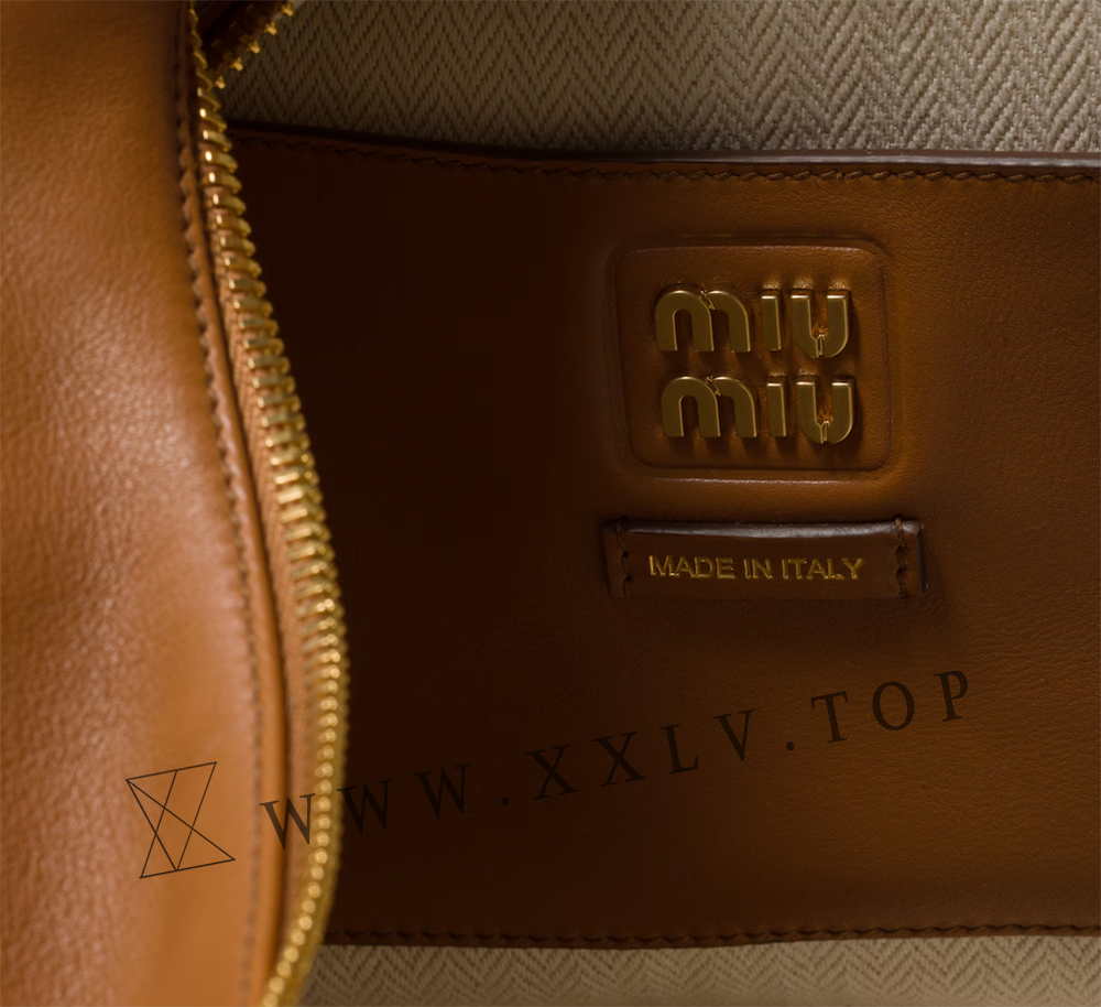 Leather hobo bag - Image 3