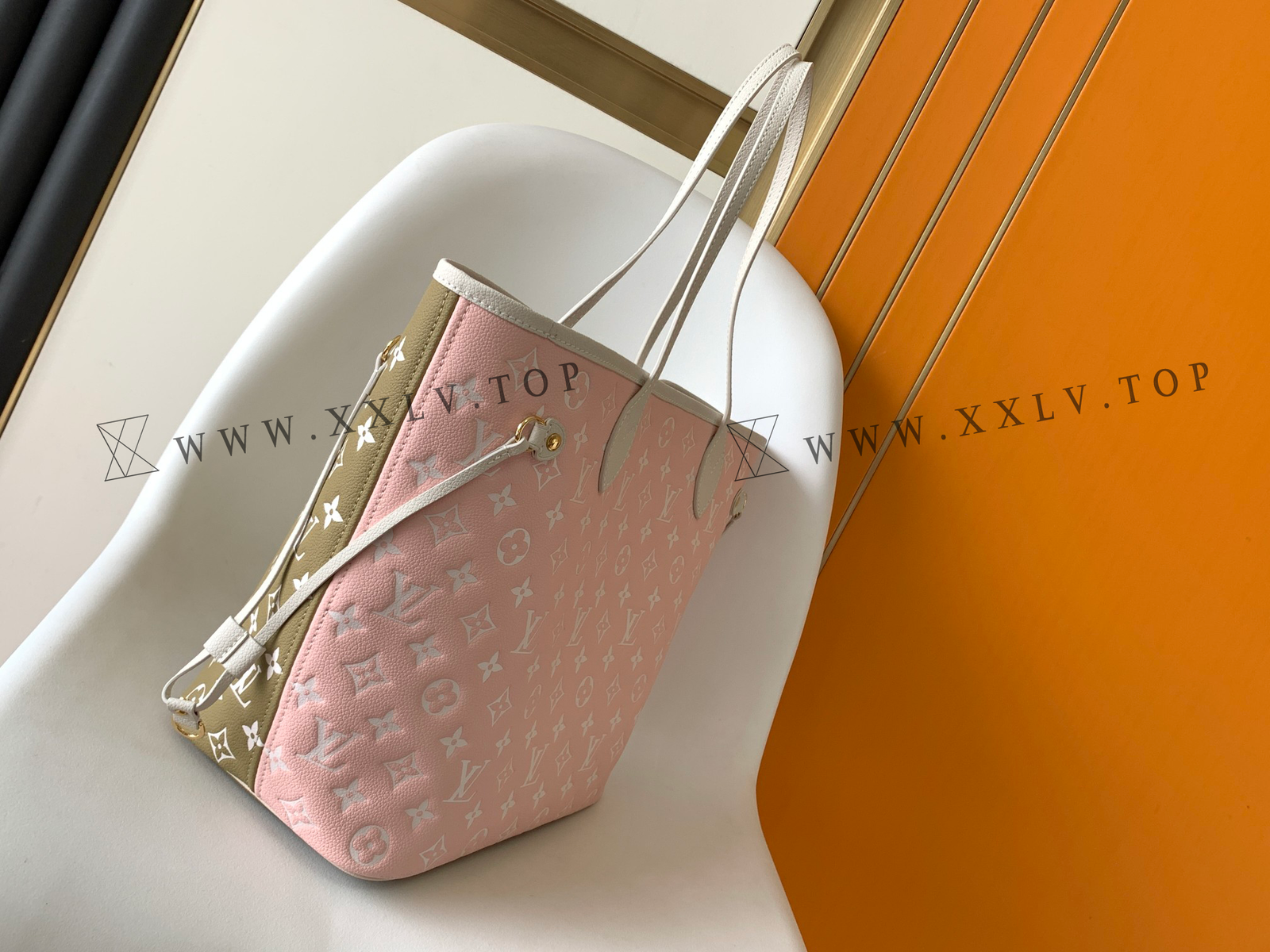 M46103 Neverfull MM - Image 5
