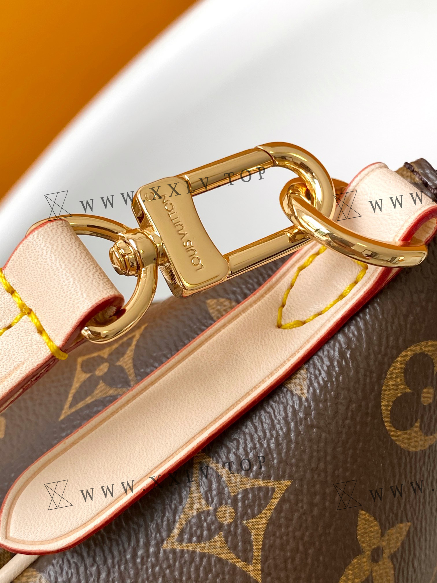 M48814 handbag - Image 2