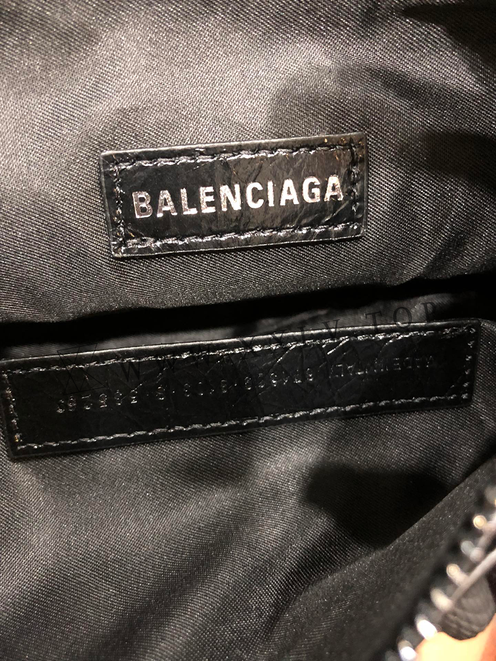 Women's Le Cagole Xs Shoulder Bag in Black - Image 7