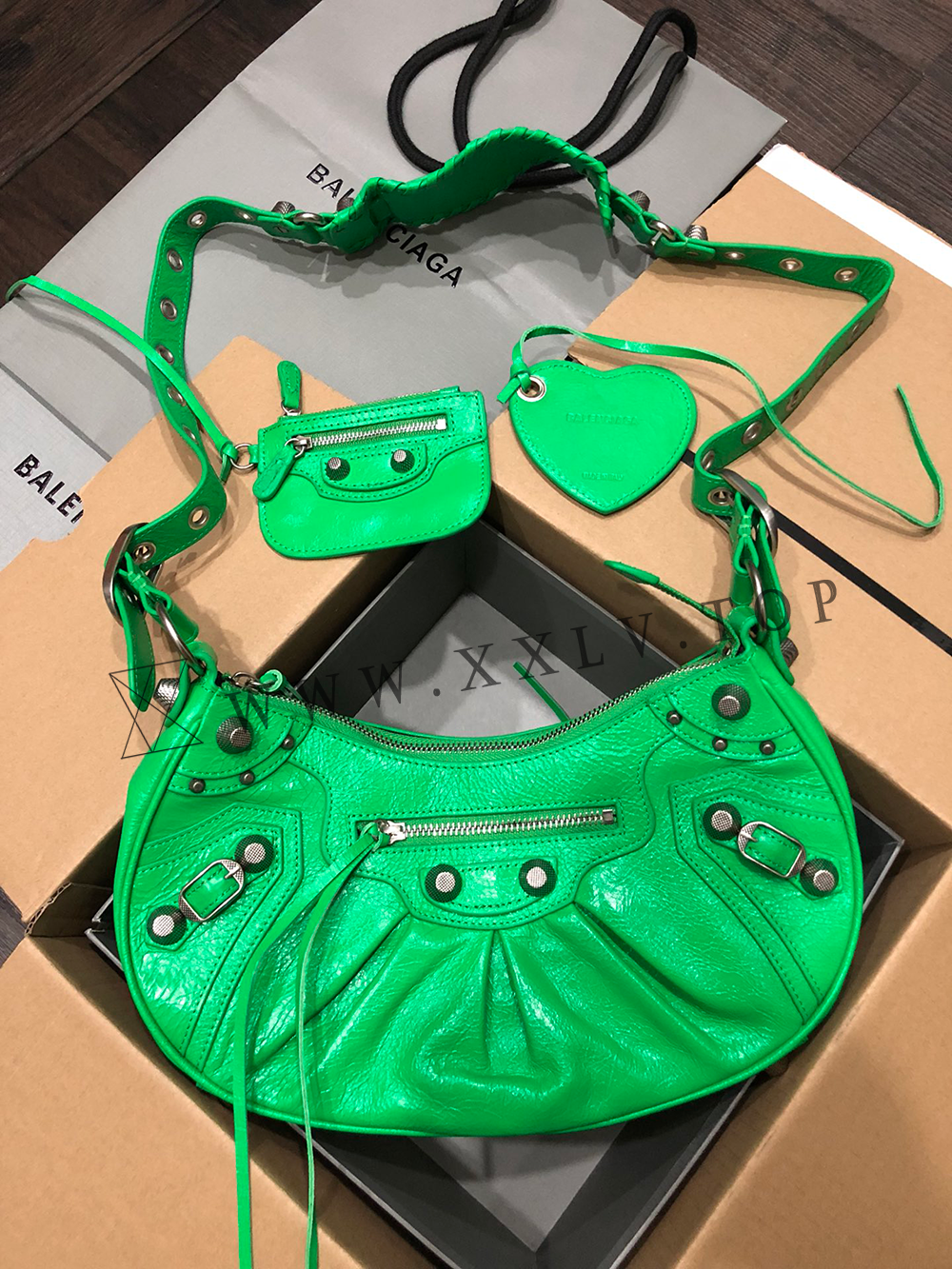 Women’s Le Cagole Xs Shoulder Bag in green - Image 2