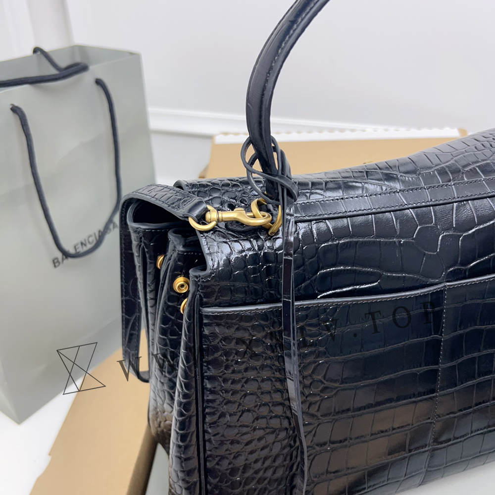 Women's Rodeo Medium Handbag in Black - Image 6