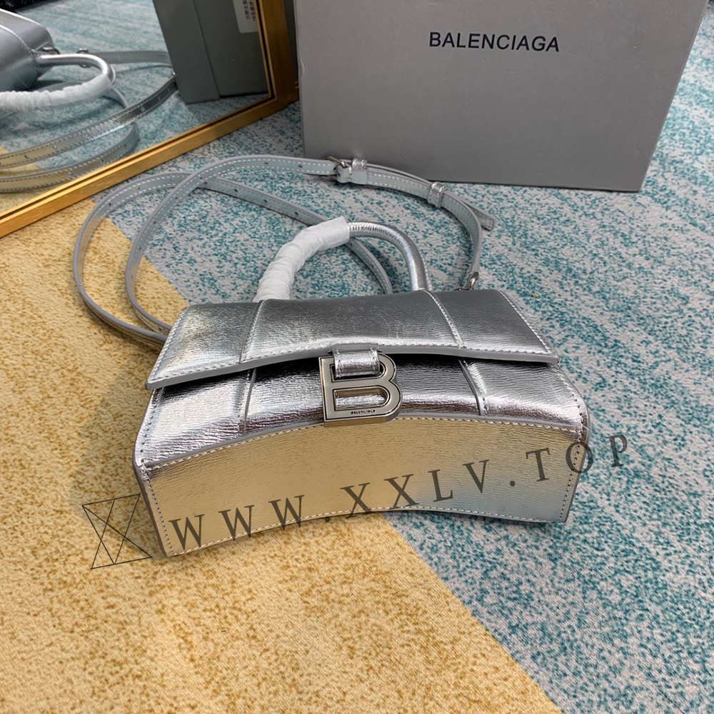 Women's Hourglass XS Handbag Box in Silver - Image 6