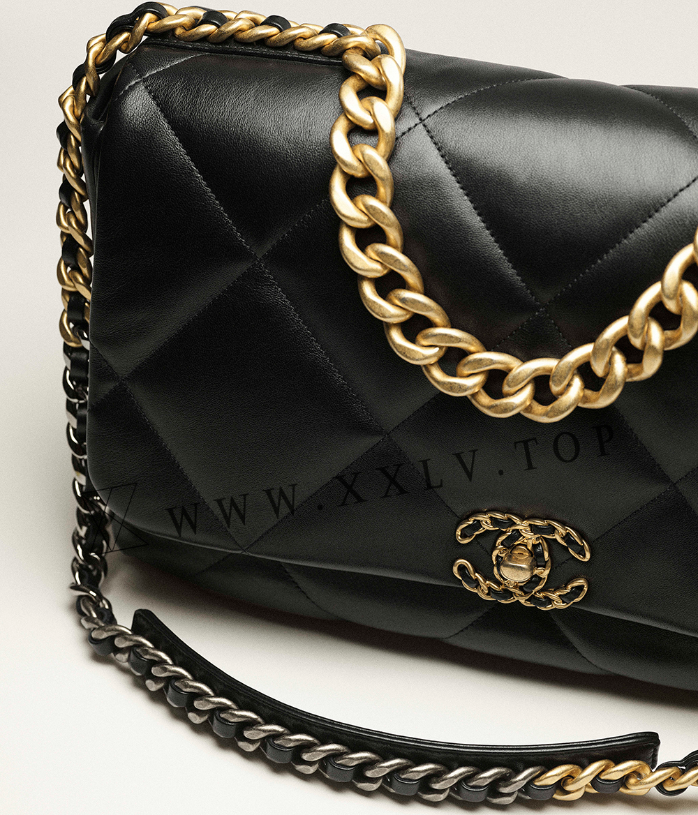 19 Maxi Handbag - Image 2