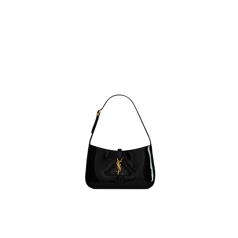 le 5 à 7 in patent leather