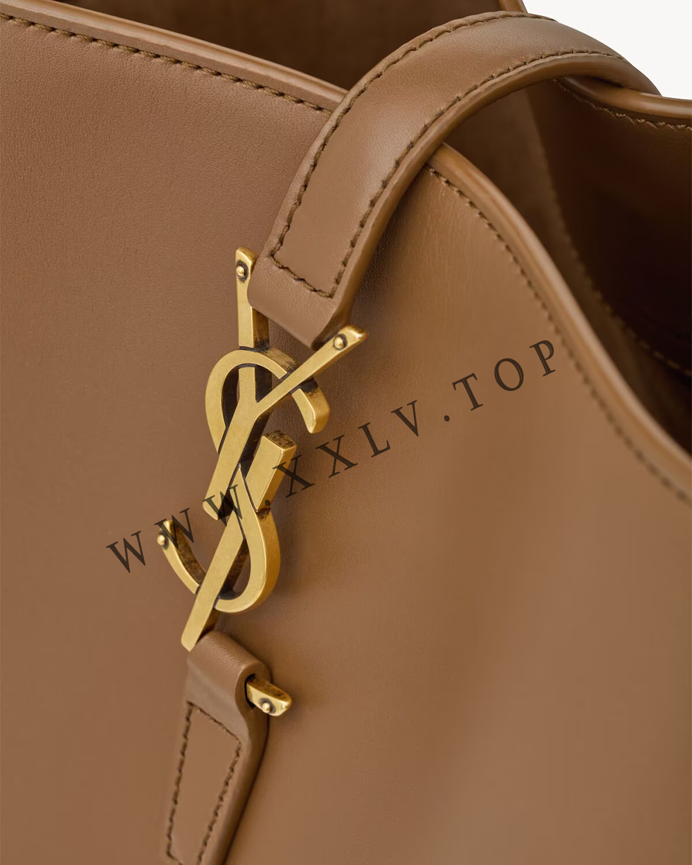 LE 37 in shiny leather - Image 2
