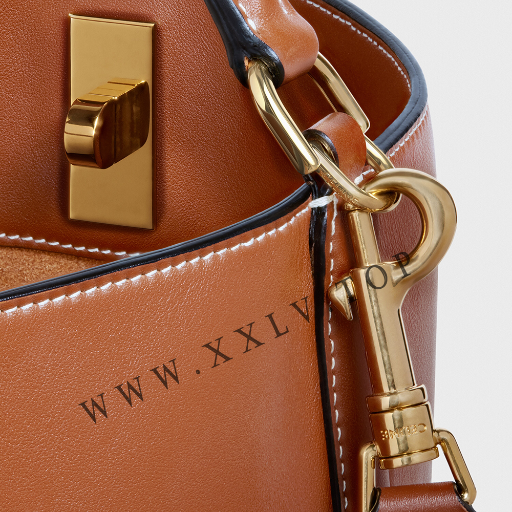 Bucket 16 SOFT Bag in Smooth Calfskin - Image 2