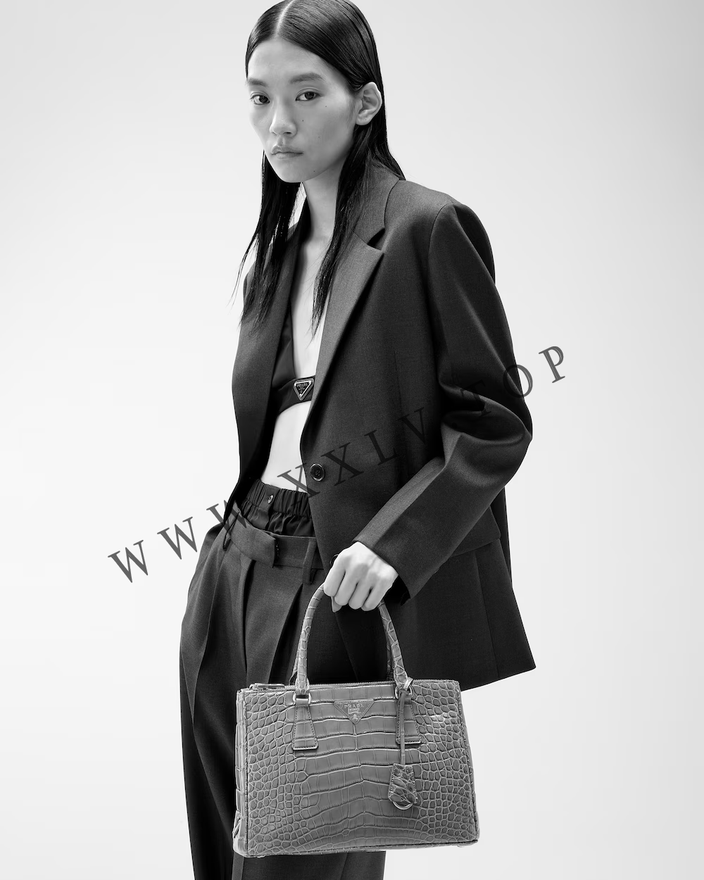 Medium Prada Galleria crocodile leather bag - Image 2