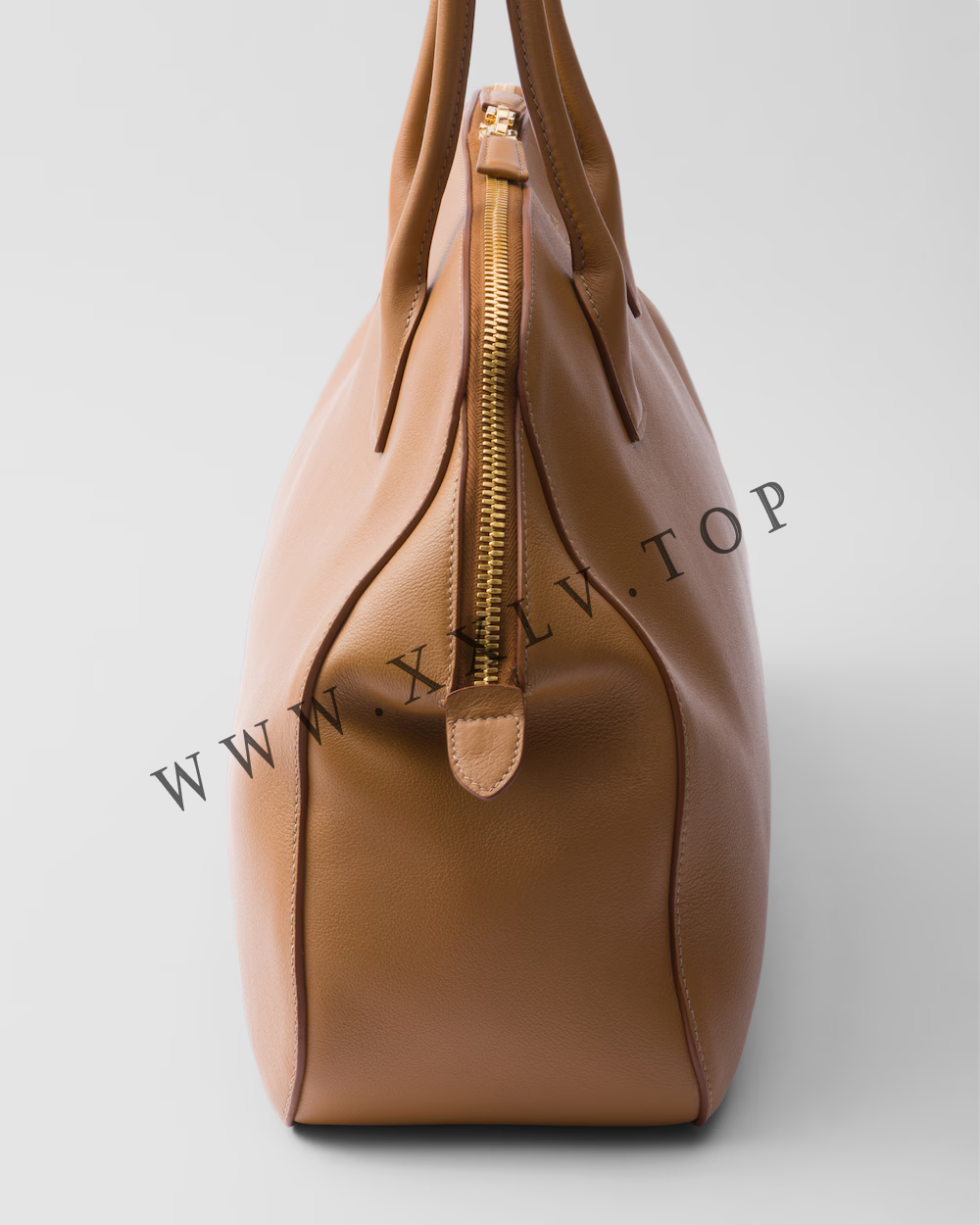 Large leather tote bag with zipper closure - Image 3