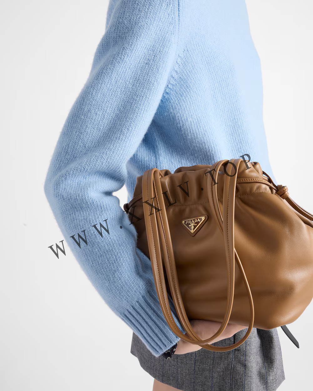 Nappa leather shoulder bag - Image 4