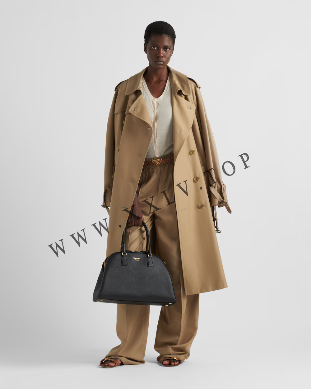 Large Saffiano leather bag - Image 5
