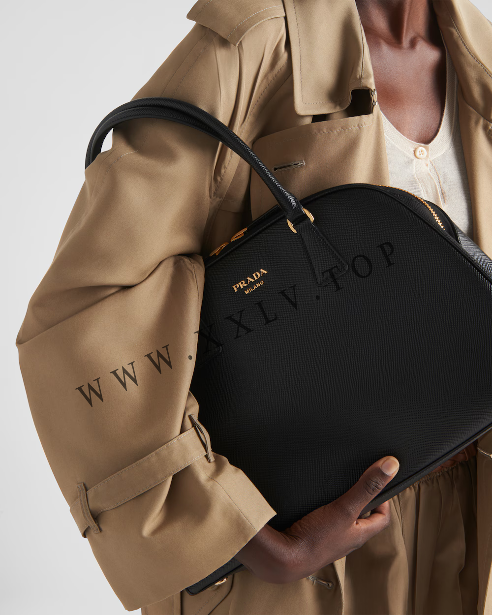 Large Saffiano leather bag - Image 4