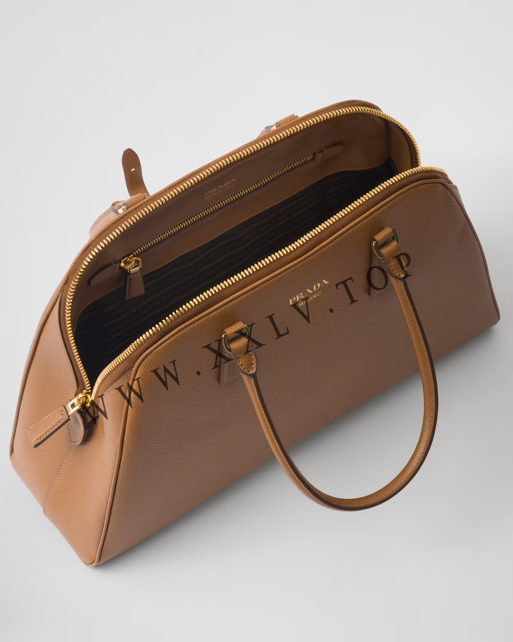Large Saffiano leather bag - Image 2