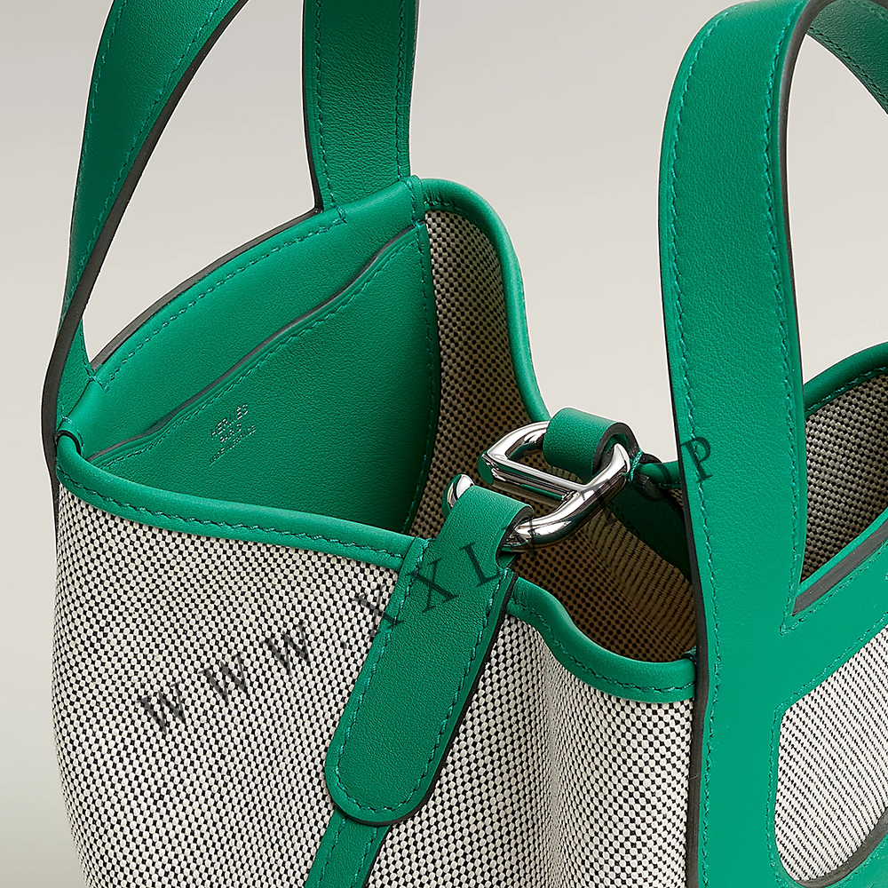 Hermès In-the-Loop (18*19.5*12 CM) - Image 4