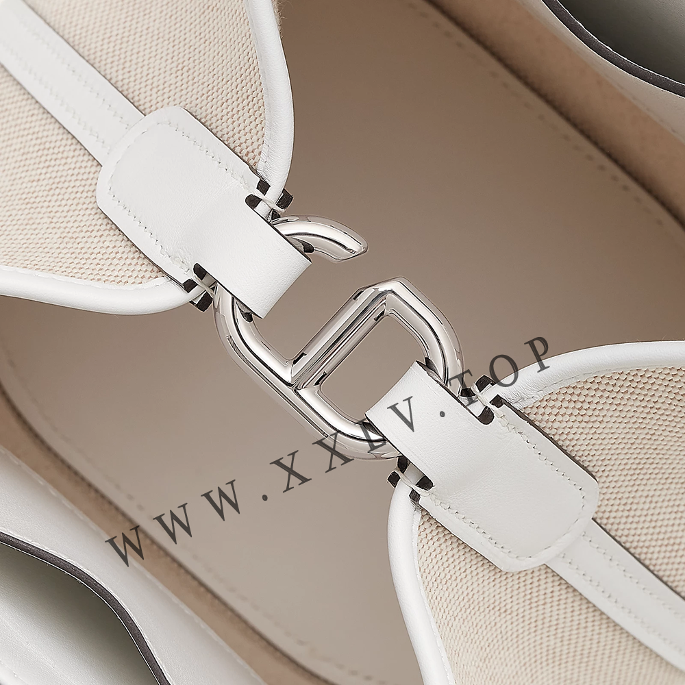 Hermès In-the-Loop (18*19.5*12 CM) - Image 2