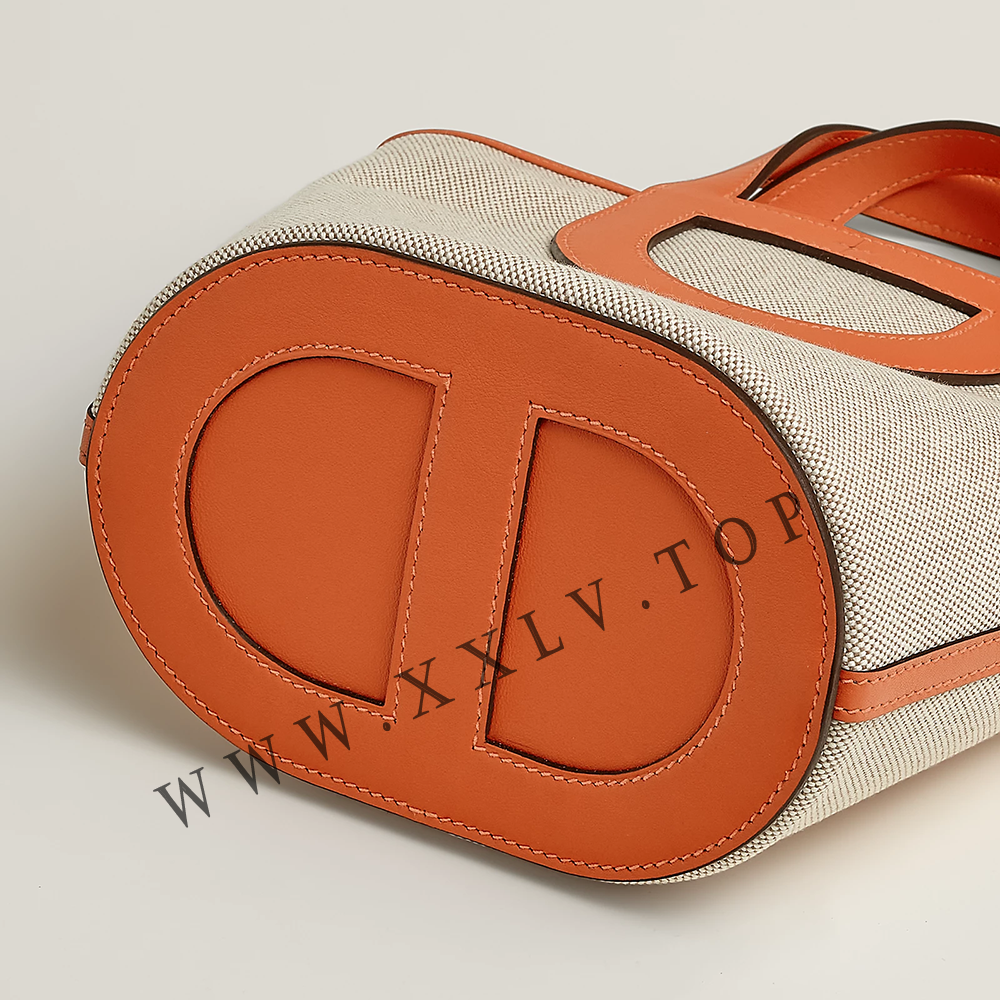 Hermès In-the-Loop (18*19.5*12 CM) - Image 5