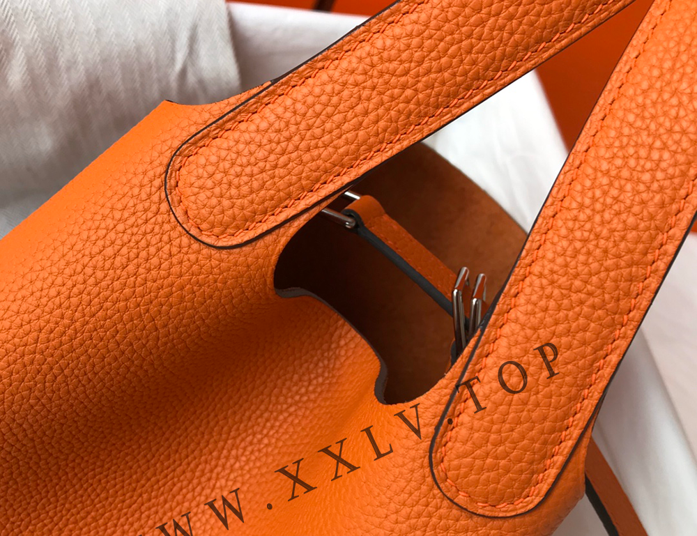 HERMES PICOTIN LOCK 18 MIMOSA MATTE ALLIGATOR AND LIME CLEMENCE TOUCH PALLADIUM HARDWARE(18*13*18cm) - Image 8