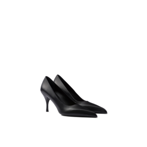 Leather pumps