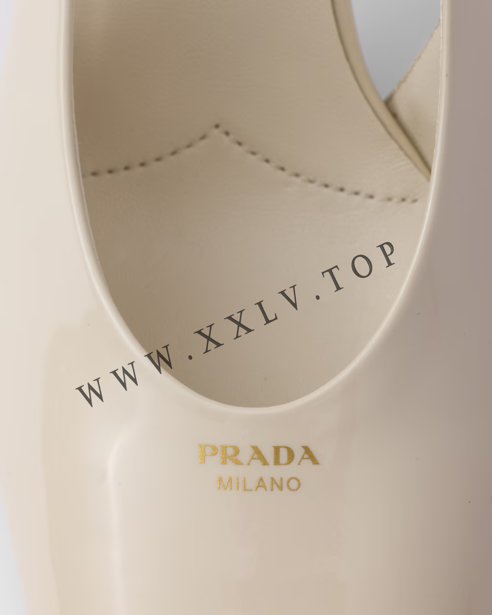 Patent leather slingback pumps - Image 4