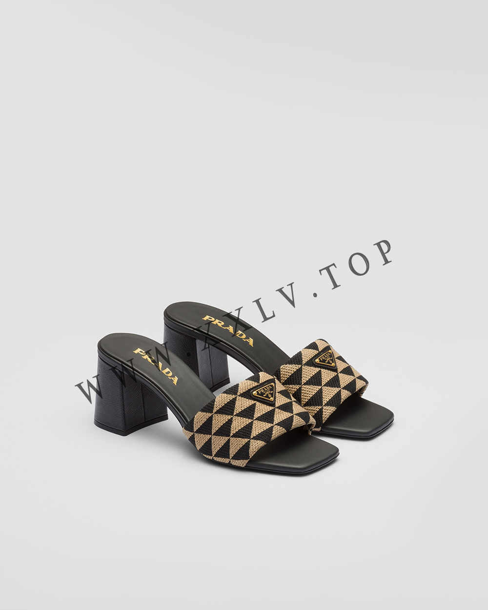 Embroidered fabric sandals - Image 4