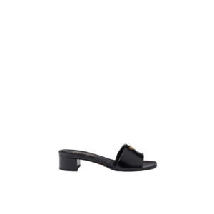 &nbsp;Saffiano patent leather sandals