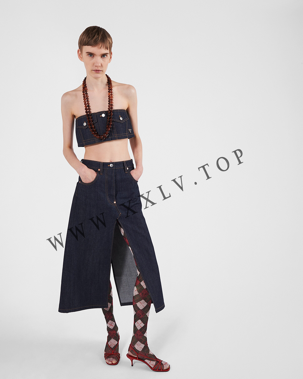 Heeled leather sandals - Image 5