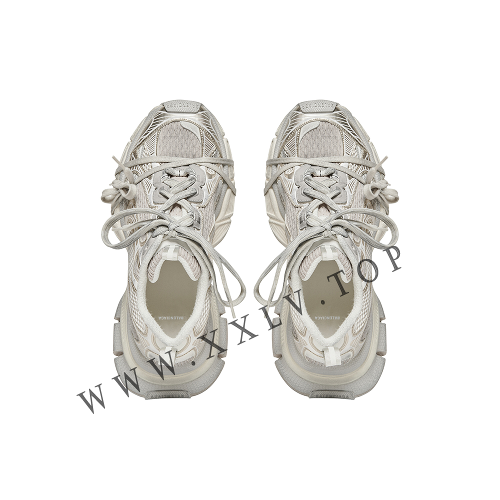 Women's 3xl Sneaker in Off White - Image 5