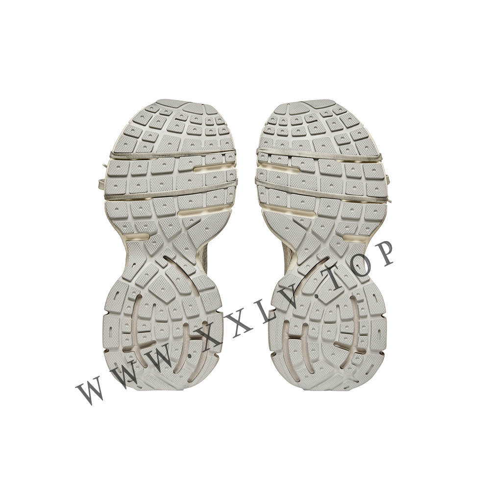 Women's 3xl Sneaker in Off White - Image 4