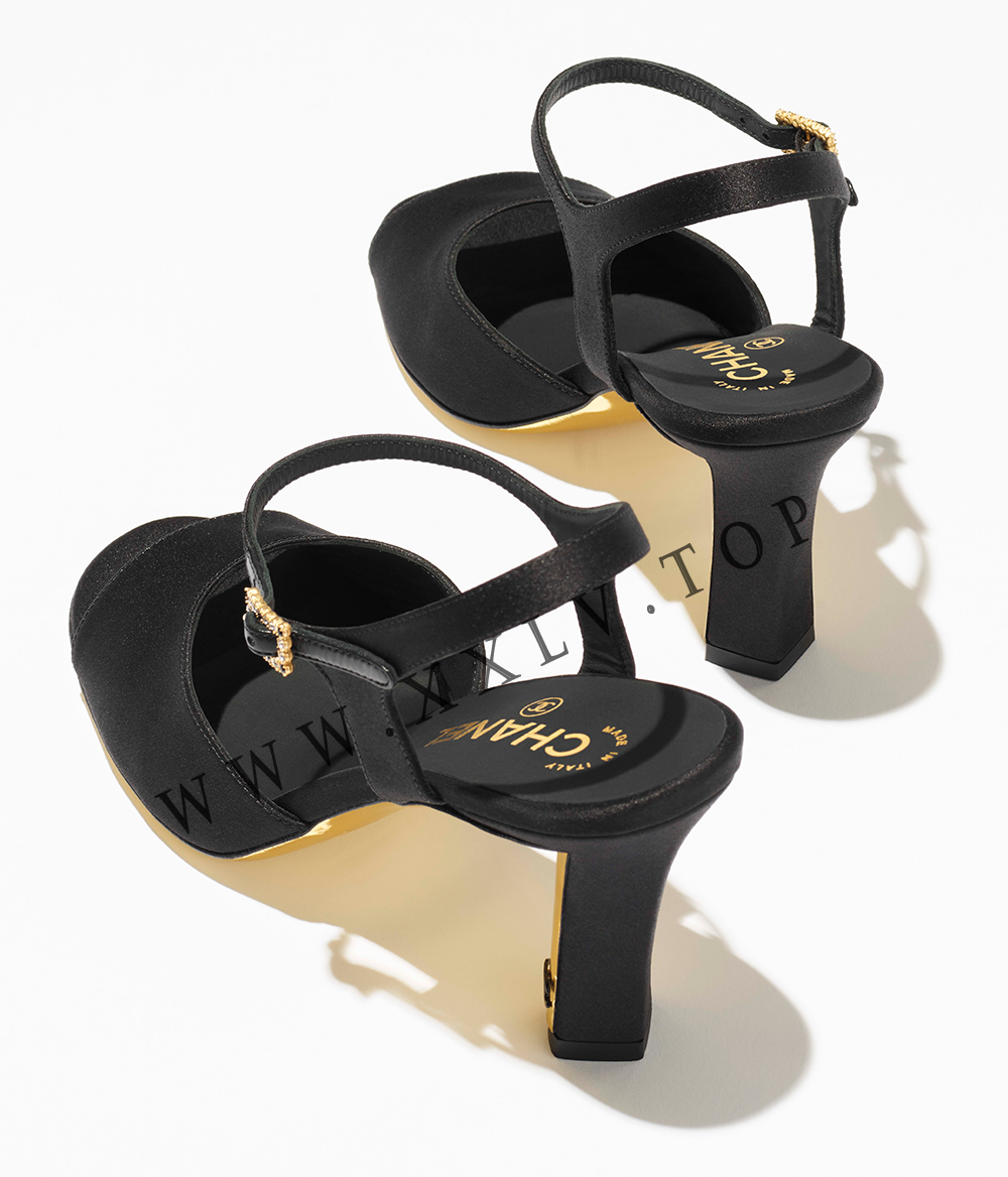 Sandals - Image 2