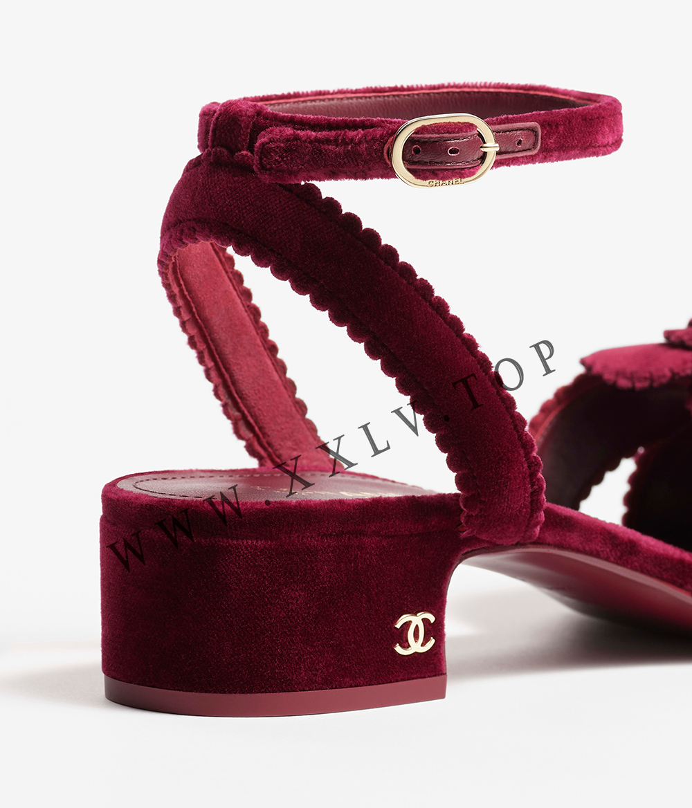 Sandals - Image 3