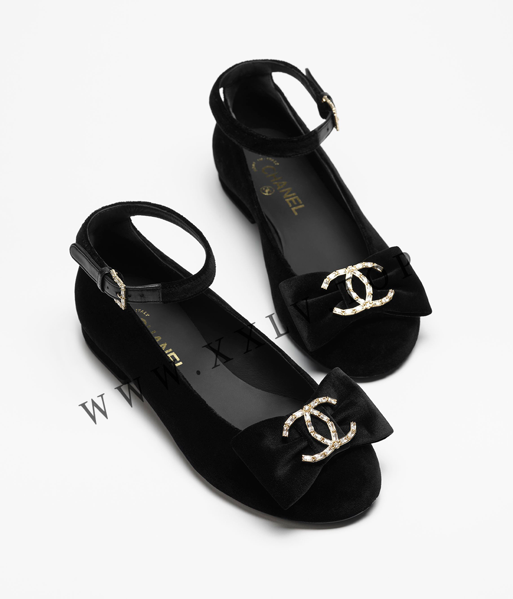 Mary Janes - Image 4