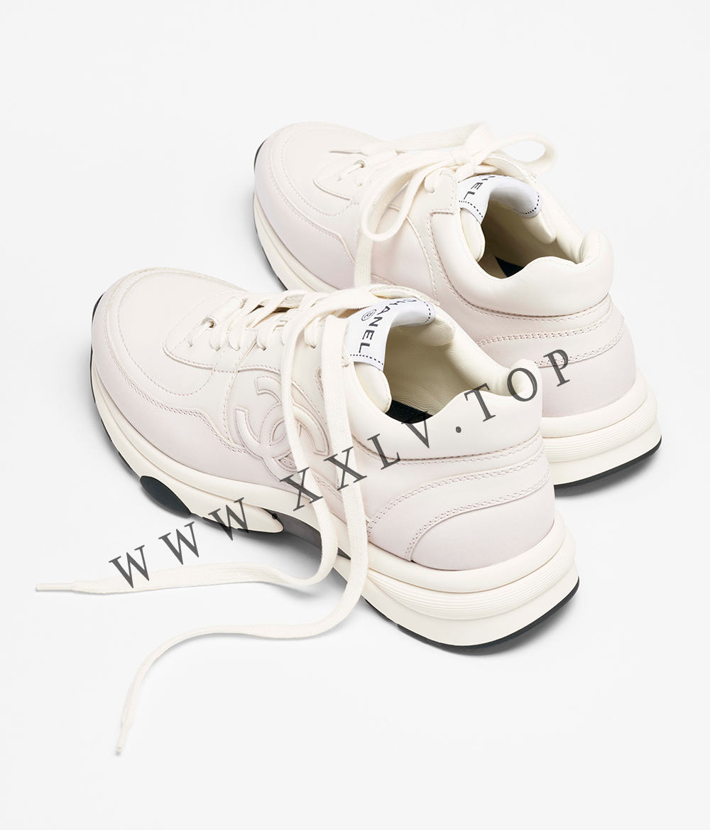 Sneakers - Image 3