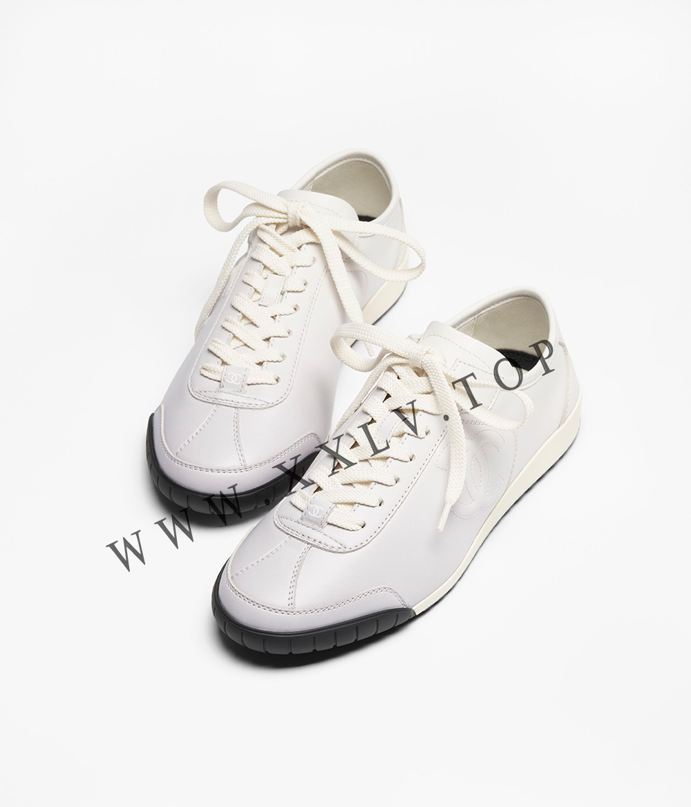 Sneakers - Image 2