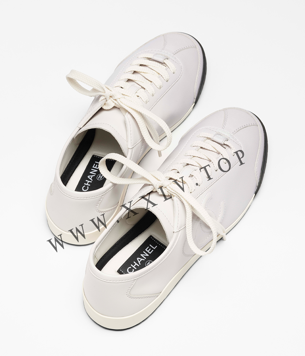 Sneakers - Image 4