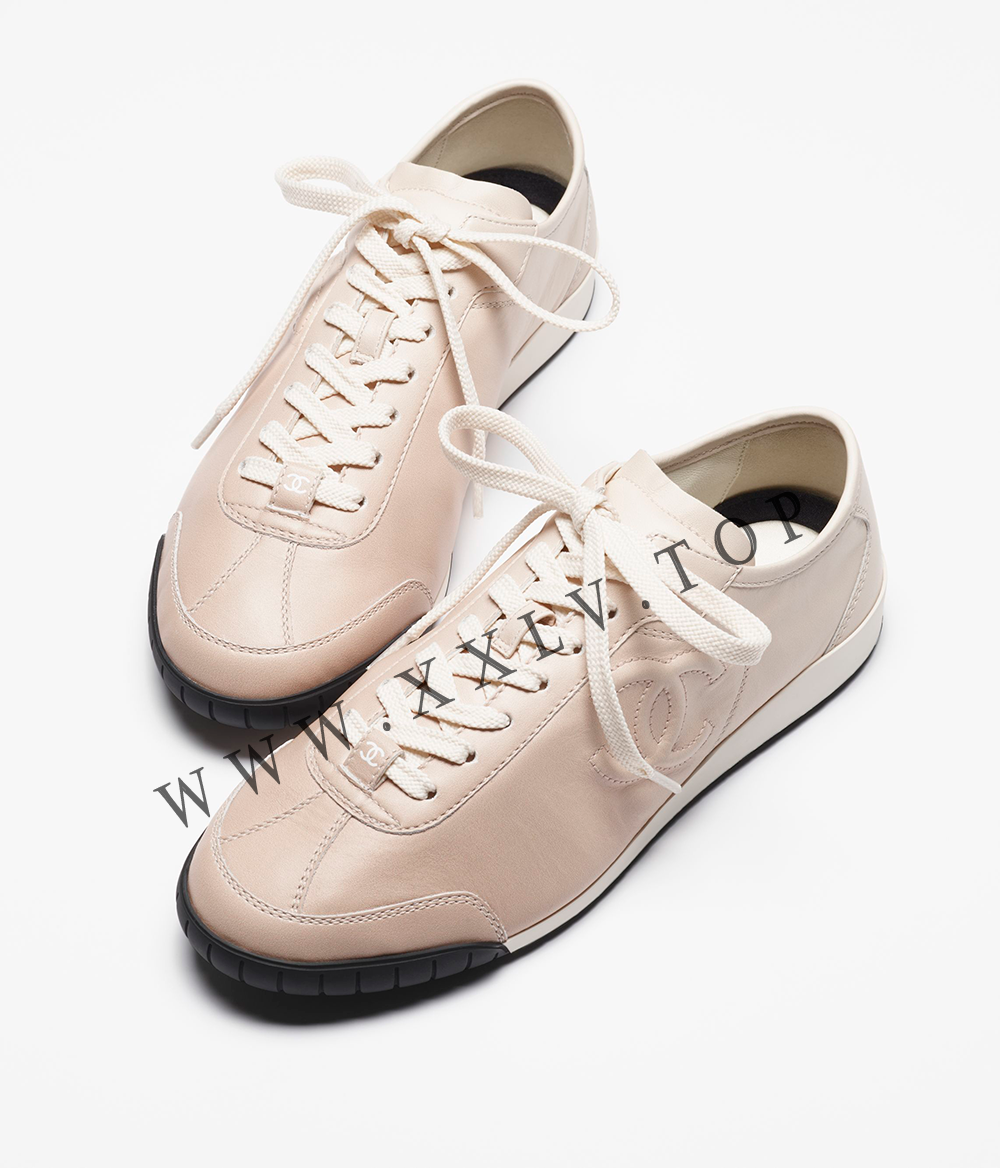 Sneakers - Image 4