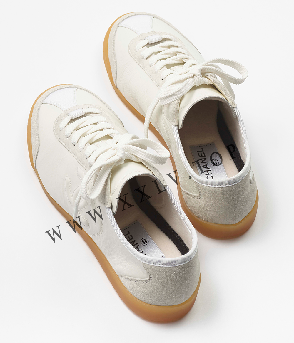 Sneakers - Image 2