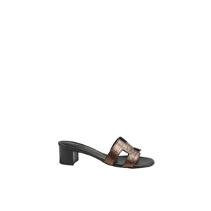 Oasis sandal