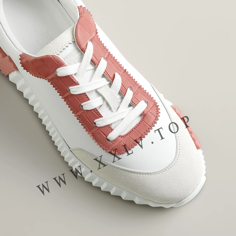 Bouncing sneaker - Image 4
