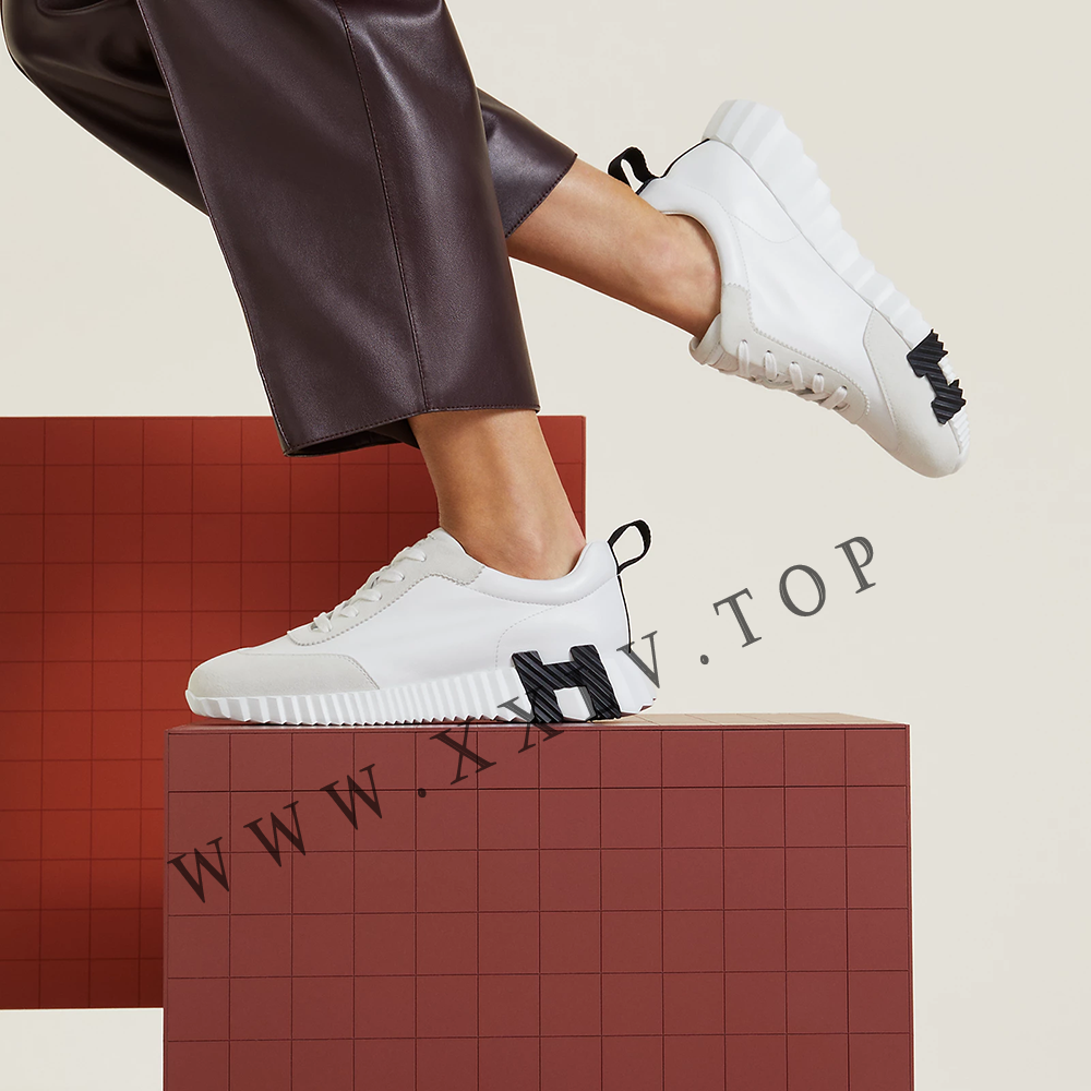 Bouncing sneaker - Image 3