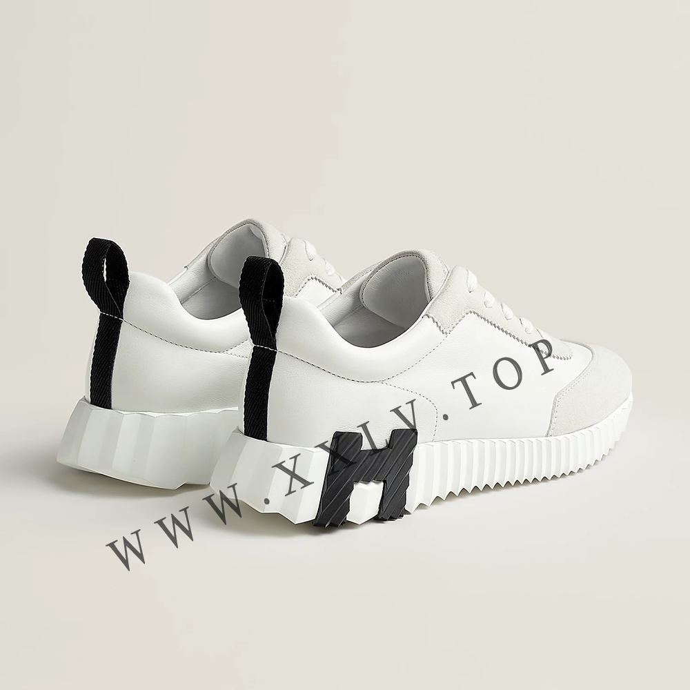 Bouncing sneaker - Image 2