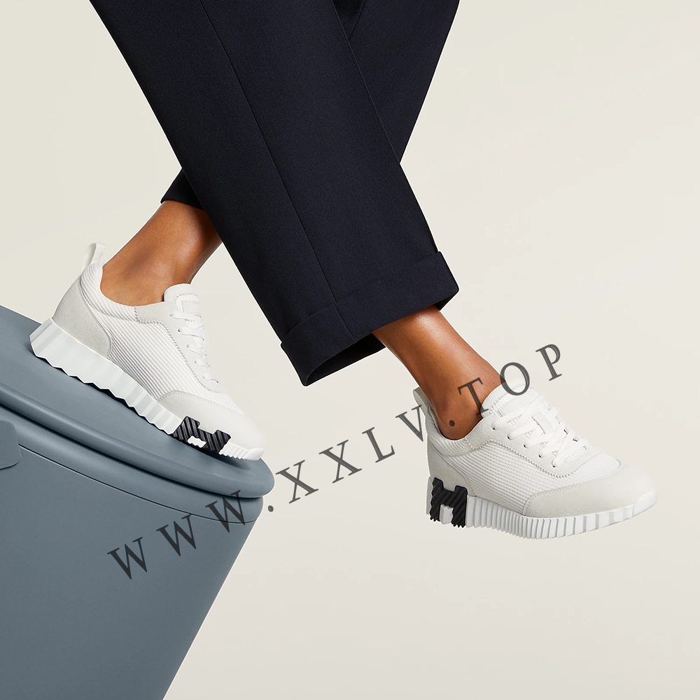 Bouncing sneaker - Image 2