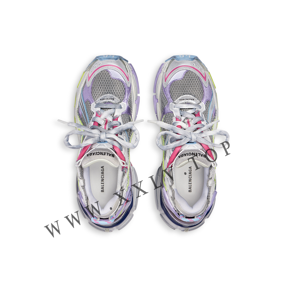 Women's Runner Sneaker in Grey - Image 3