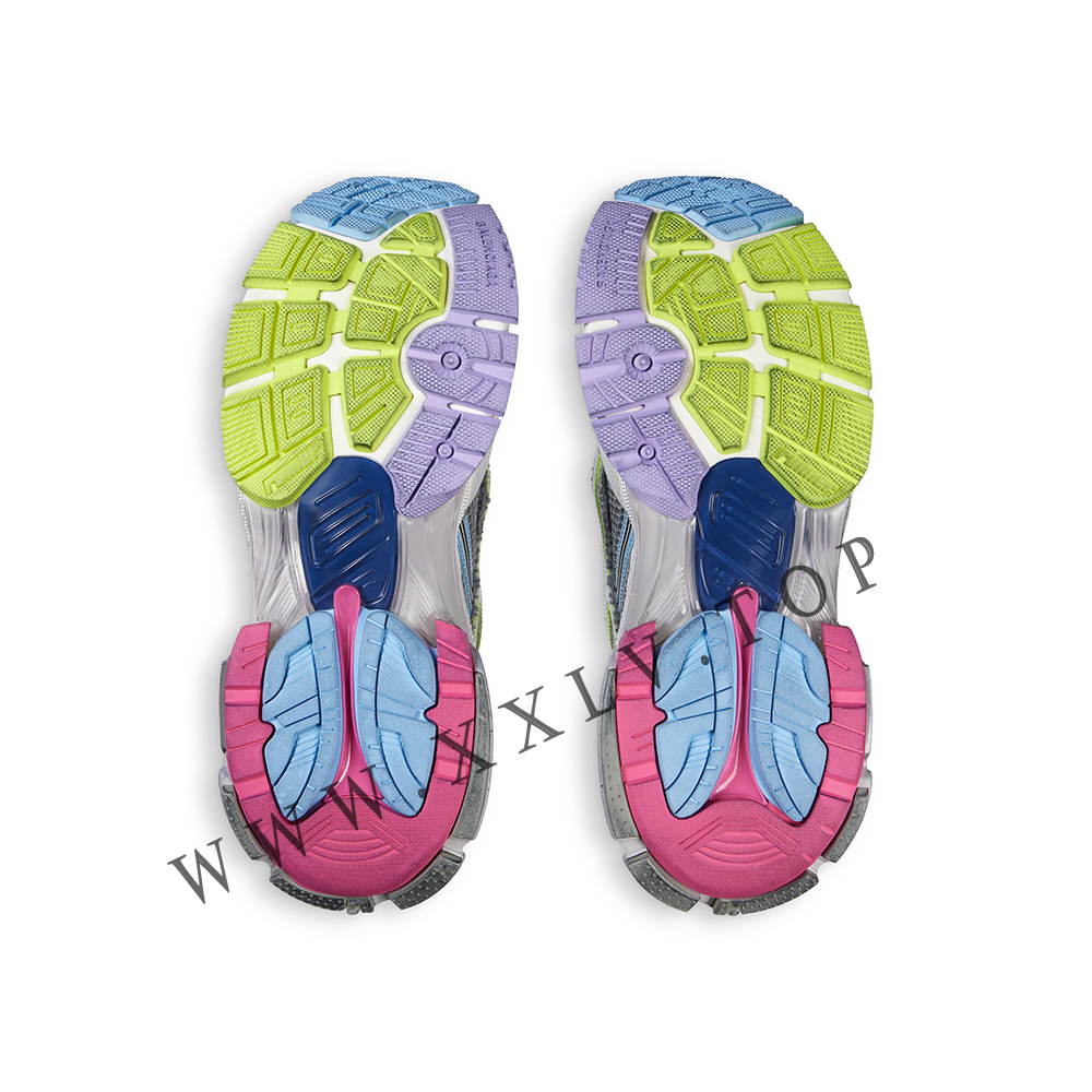 Women's Runner Sneaker in Grey - Image 2