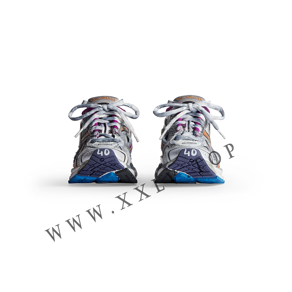 Women's Runner Sneaker in Grey - Image 4