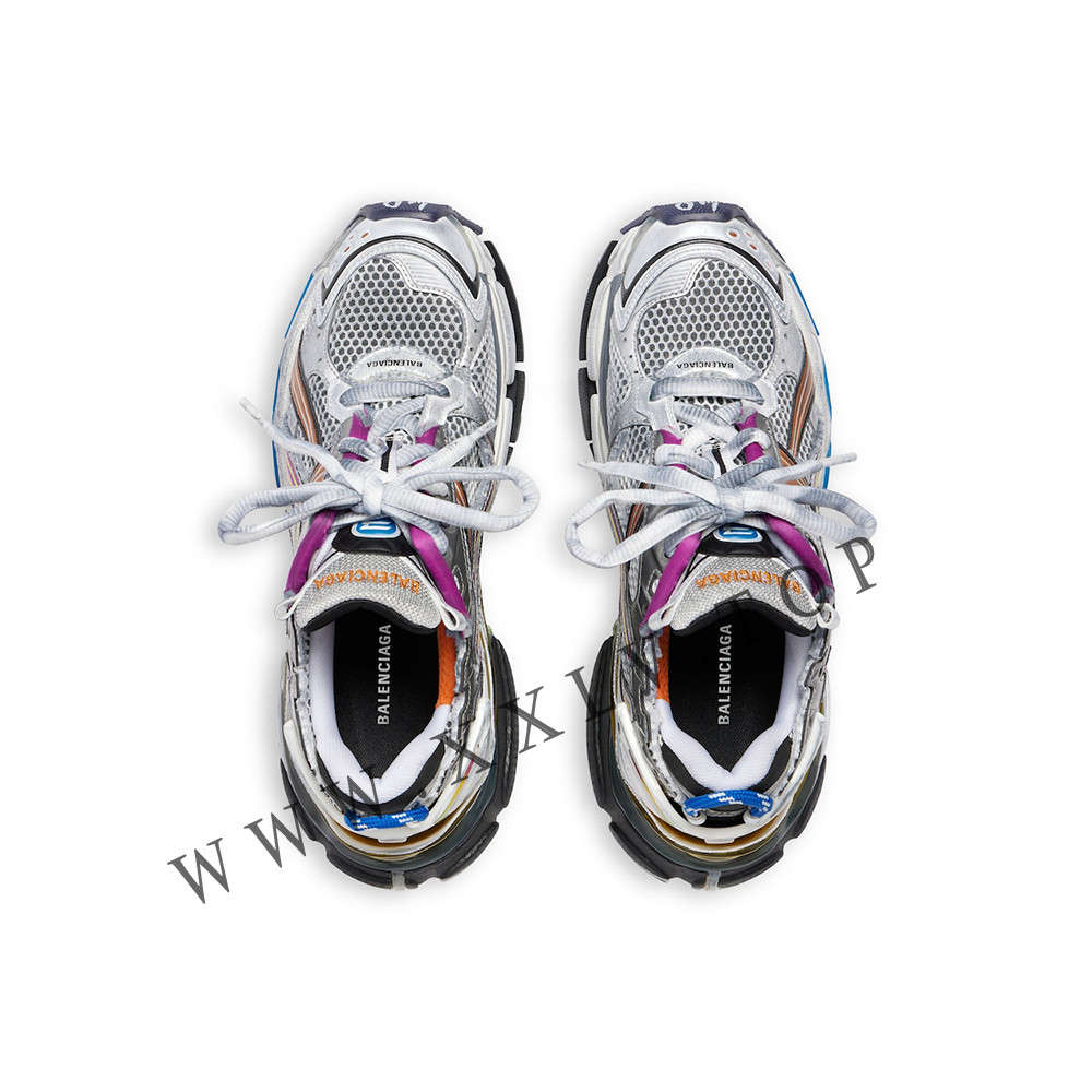 Women's Runner Sneaker in Grey - Image 2