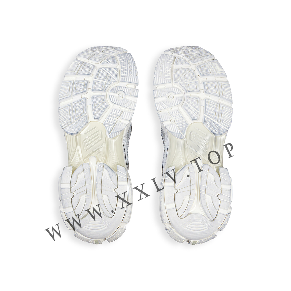 Women's Runner Sneaker in White - Image 2